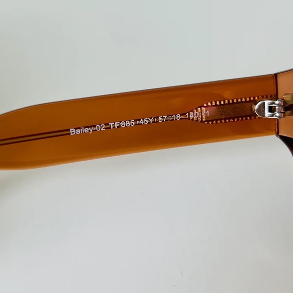 💯- Authentic- New - TOM FORD Bailey Sunglasses TF885 45Y - Picture 12 of 17